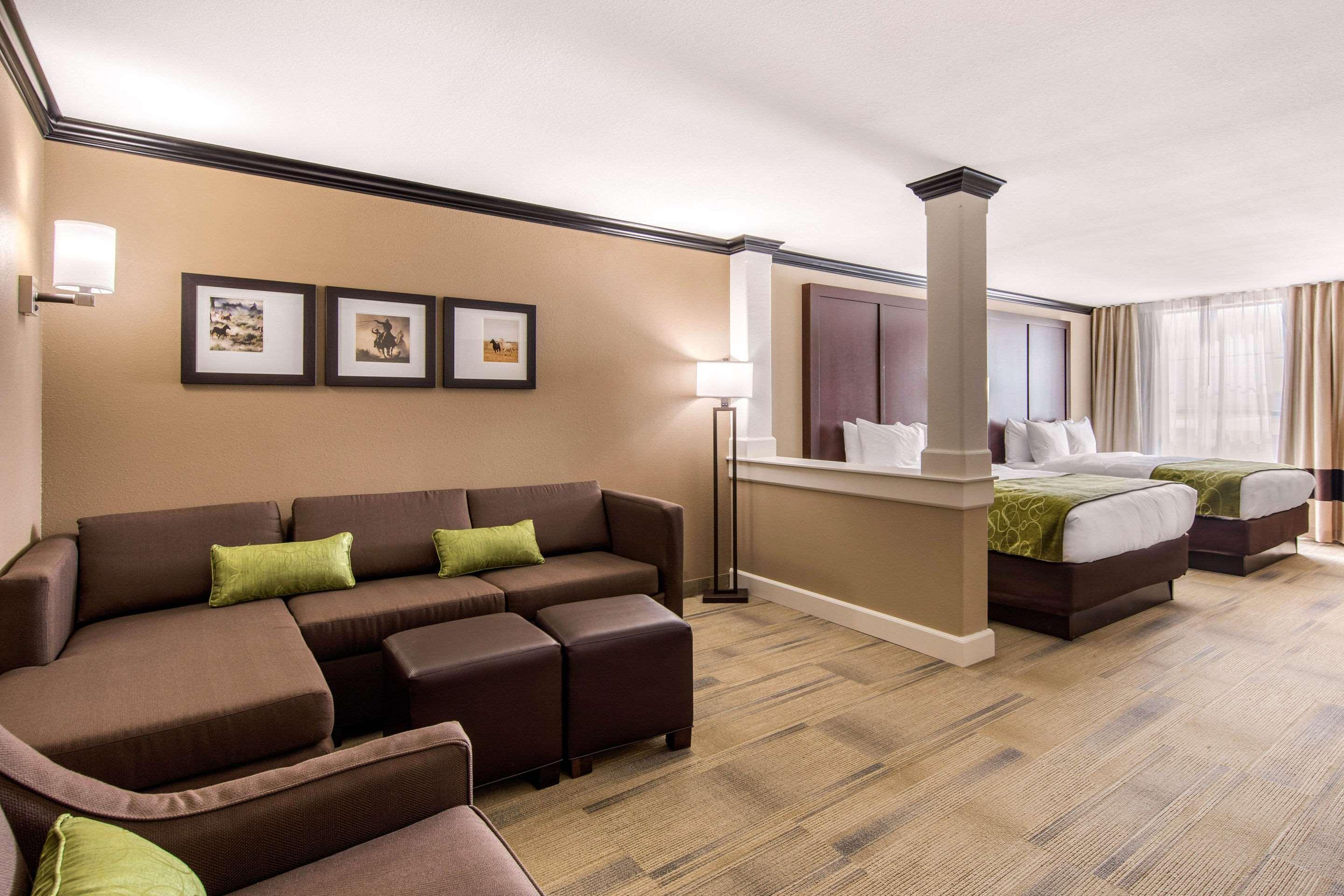 Comfort Suites Liberal Eksteriør billede